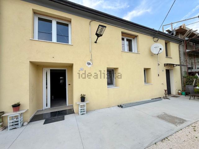 Villetta a schiera in vendita di 160 m² in Via Piazza