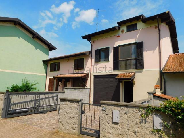 Villetta a schiera in vendita di 160 m² in Via Roma, 97