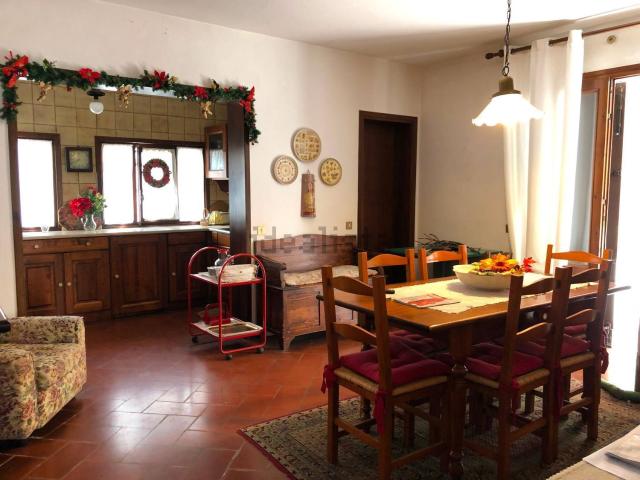 Villetta a schiera in vendita di 160 m² in Via Zara
