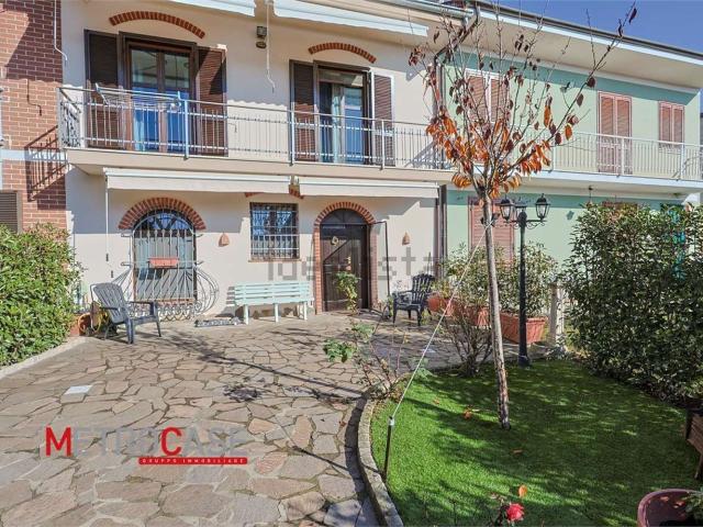 Villetta a schiera in vendita di 160 m² in Frazione S.Lorenzo, 10