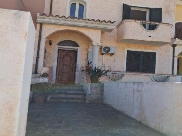 Villetta a schiera in vendita di 161 m² in Via Tuttavista, 33