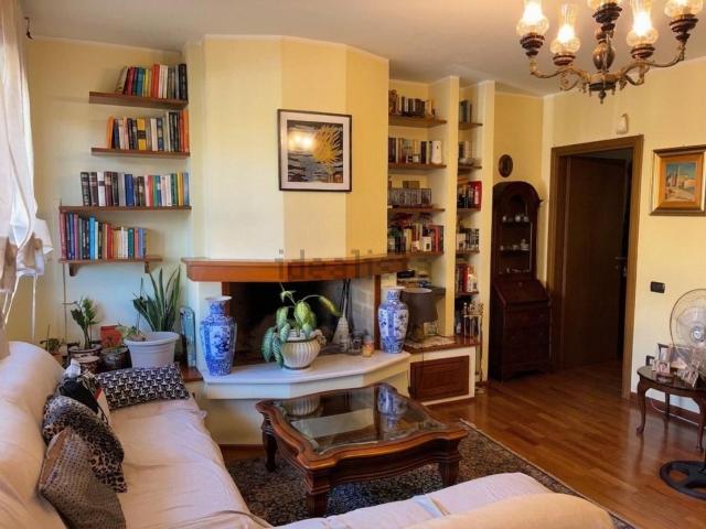 Villetta a schiera in vendita di 162 m² in Via delle Orchidee, 17