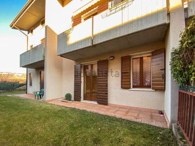 Villetta a schiera in vendita di 162 m² in Via Massimo ďAzeglio
