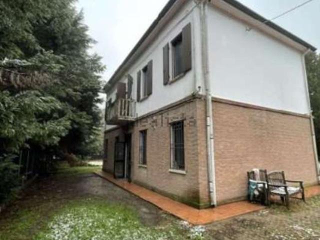 Villetta a schiera in vendita di 162 m² in Via Padusa