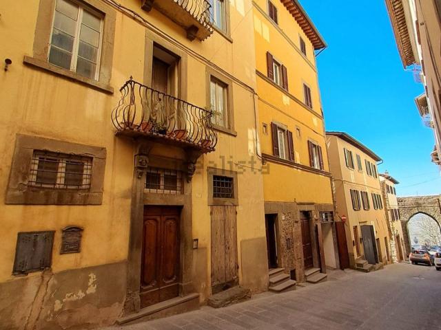 Villetta a schiera in vendita di 162 m² in Via Roma, 37