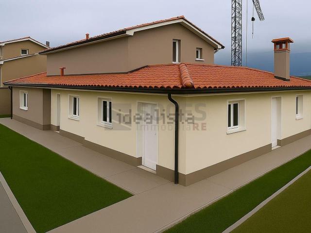 Villetta a schiera in vendita di 162 m² in Via XXV Aprile