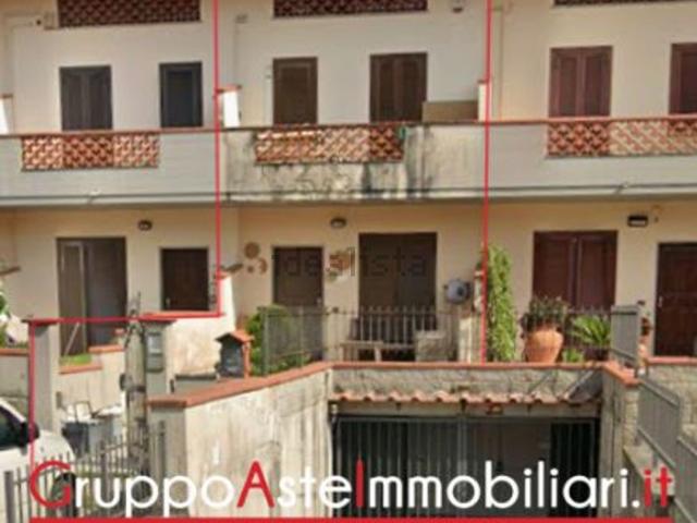 Villetta a schiera in vendita di 163 m² in Via Baco