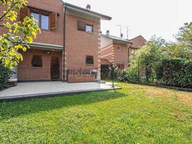 Villetta a schiera in vendita di 164 m² in Via Arno, 17