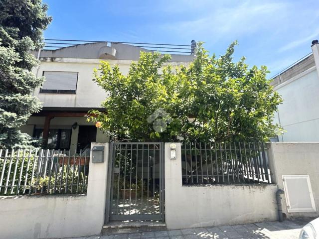 Villetta a schiera in vendita di 164 m² in Via Generale Francesco Rizzi, 66