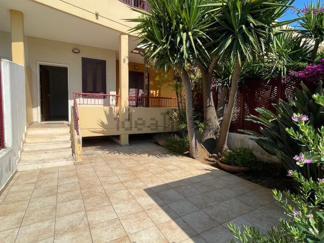 Villetta a schiera in vendita di 164 m² in Strada Complanare Ovest, 54