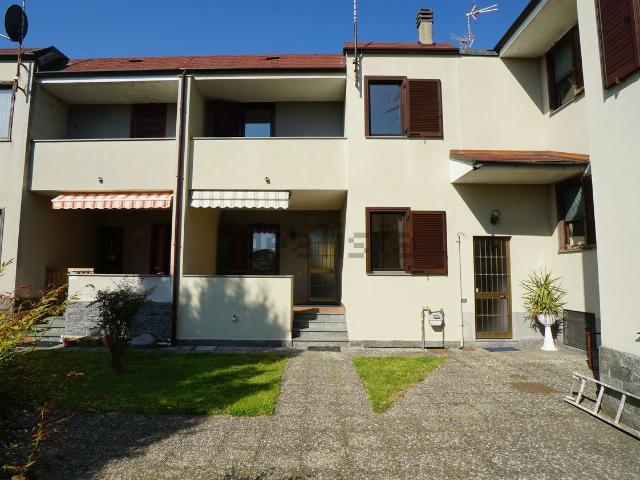 Villetta a schiera in vendita di 165 m² in Via Circonvallazione
