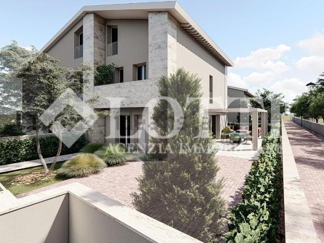 Villetta a schiera in vendita di 165 m² in Via di Monterotondo, 6