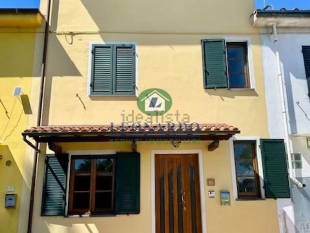 Villetta a schiera in vendita di 165 m² in Via Fratelli Cervi