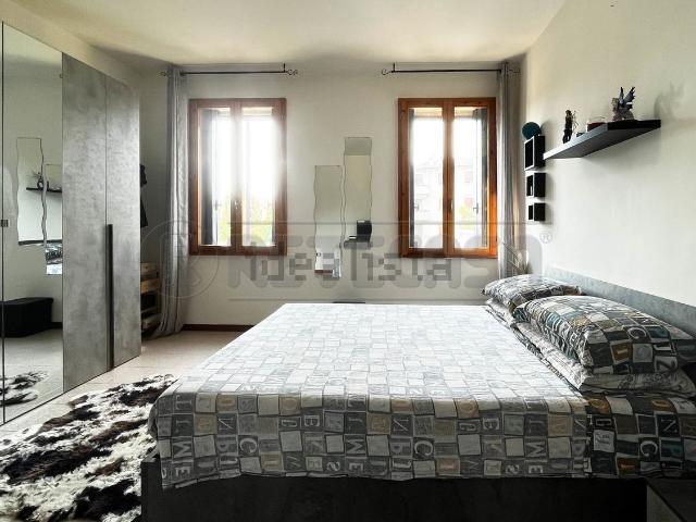 Villetta a schiera in vendita di 165 m² in Via Olmo
