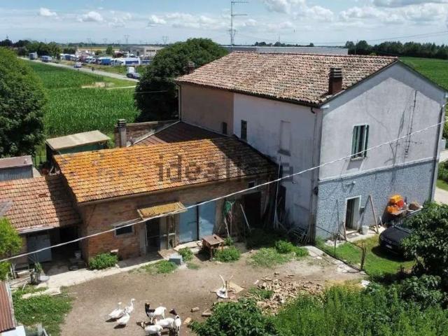Villetta a schiera in vendita di 165 m² in Via Reale Voltana