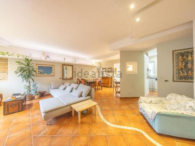 Villetta a schiera in vendita di 165 m² in Viale dei Cronisti, 70