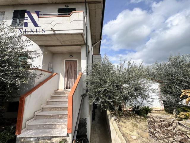 Villetta a schiera in vendita di 165 m² in Viale della Libertà