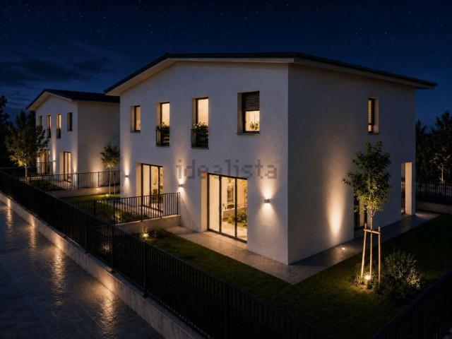 Villetta a schiera in vendita di 166 m² in Via Radici in Piano
