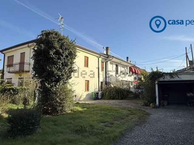 Villetta a schiera in vendita di 167 m² in Via Dosso Faiti, 1