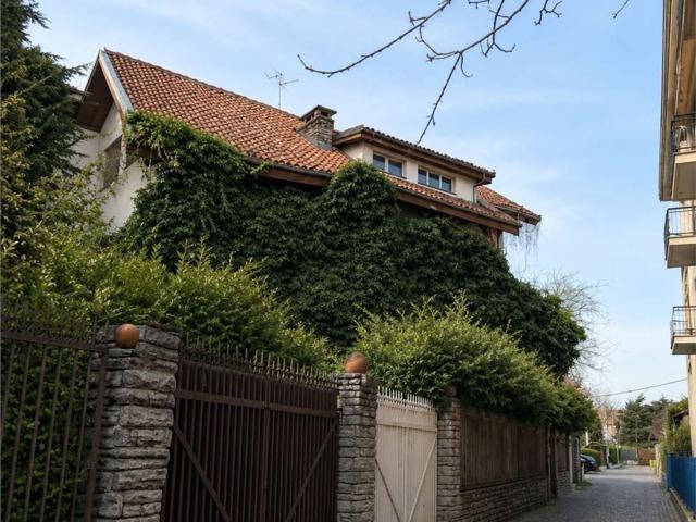 Villetta a schiera in vendita di 168 m² in Via Camagni, 6