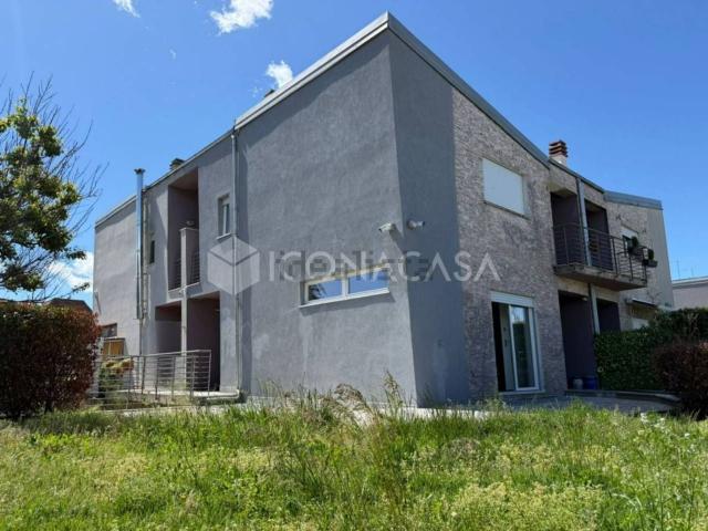 Villetta a schiera in vendita di 168 m² in Via Giovanni Paolo II, 58