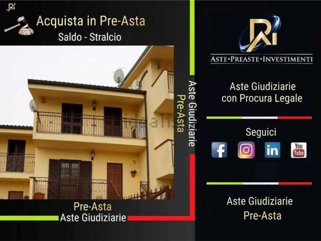 Villetta a schiera in vendita di 169 m² in Via G. Malagodi