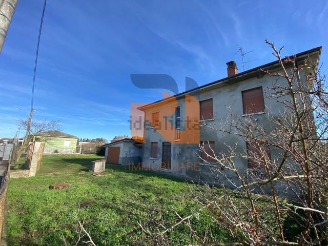 Villetta a schiera in vendita di 169 m² in Via Roma, 23