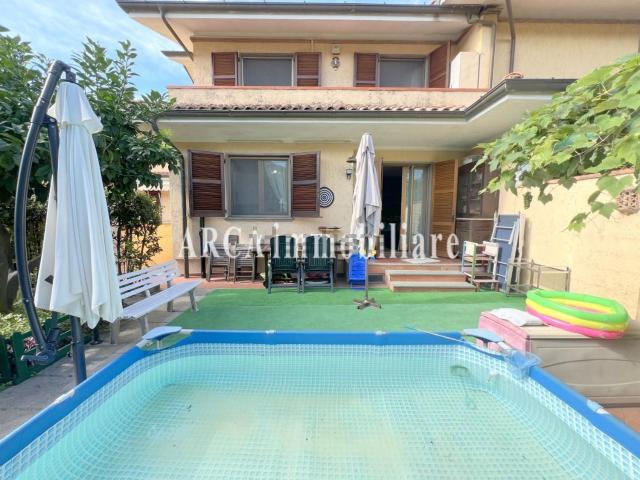 Villetta a schiera in vendita di 170 m²