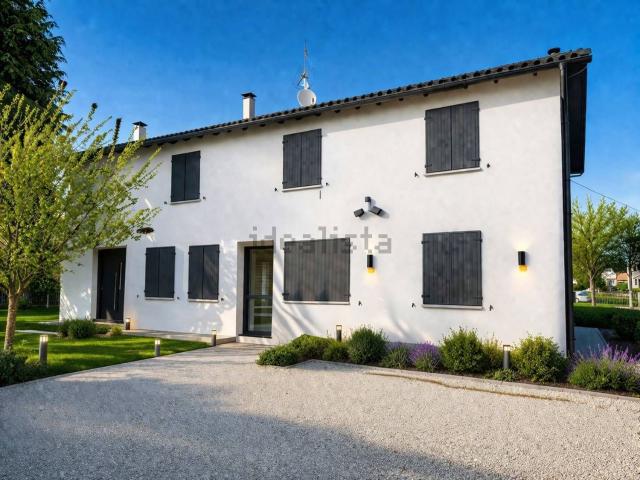 Villetta a schiera in vendita di 170 m² in Via Antonio Vivaldi, 95