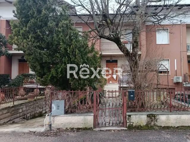 Villetta a schiera in vendita di 170 m² in Via Alberico Gentili