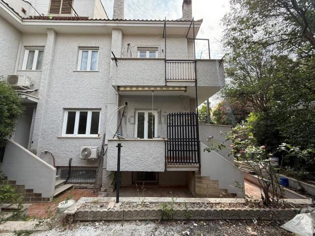 Villetta a schiera in vendita di 170 m² in Via delle Azalee