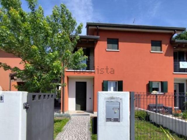 Villetta a schiera in vendita di 170 m² in Via Fontanelle, 5