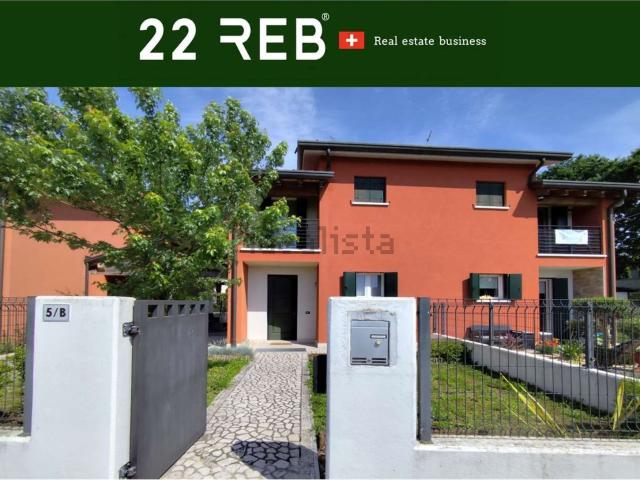 Villetta a schiera in vendita di 170 m² in Via Fontanelle