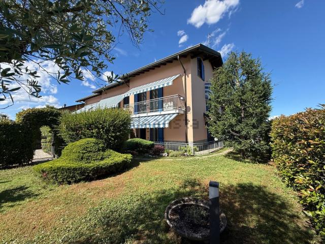 Villetta a schiera in vendita di 170 m² in Via Monte Resegone, 12