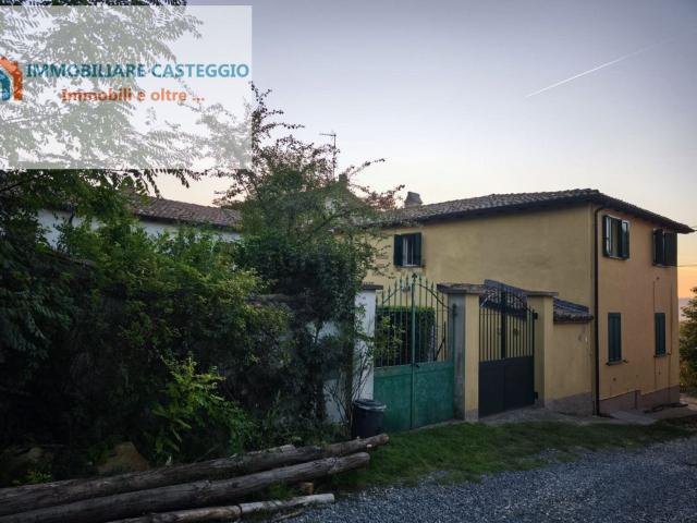 Villetta a schiera in vendita di 170 m² in Via Sant&apos Antonino