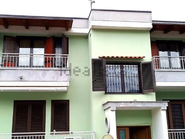 Villetta a schiera in vendita di 170 m² in Via Palmiro Togliatti, 33