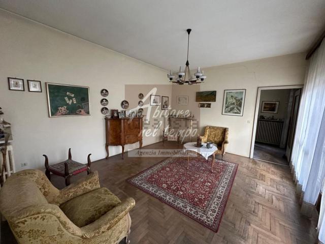 Villetta a schiera in vendita di 170 m² in Via Roma, 1