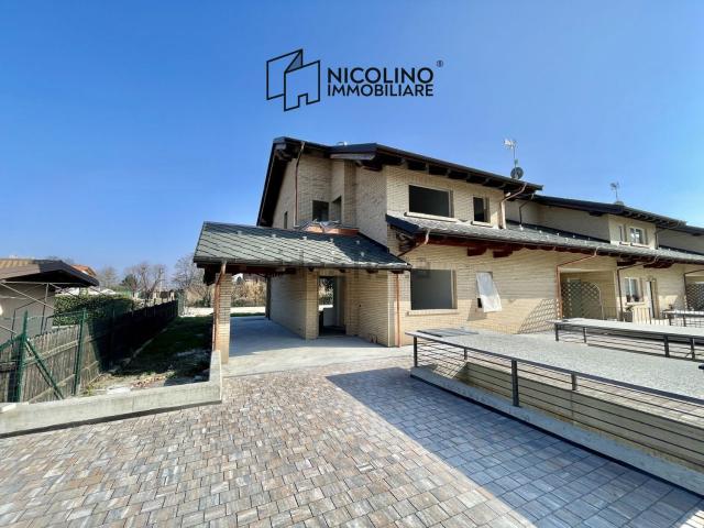 Villetta a schiera in vendita di 170 m² in Via Torino