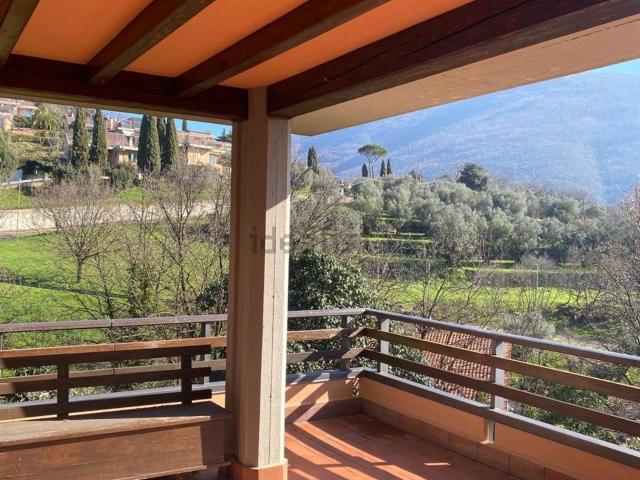 Villetta a schiera in vendita di 170 m² in Viale Fratelli Cervi