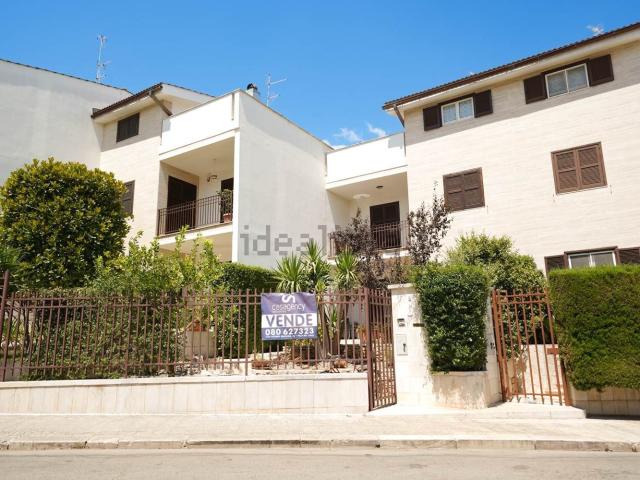 Villetta a schiera in vendita di 170 m² in Viale Italia, 5