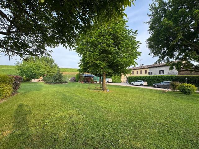 Villetta a schiera in vendita di 170 m² in Piazza Repubblica