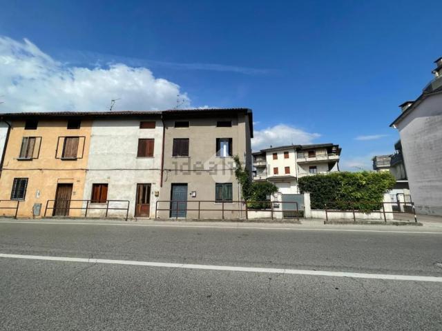 Villetta a schiera in vendita di 170 m² in Strada Provinciale 46 del Pasubio, 242