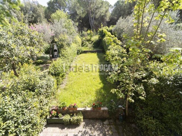 Villetta a schiera in vendita di 172 m² in Via del Ricamo, 41