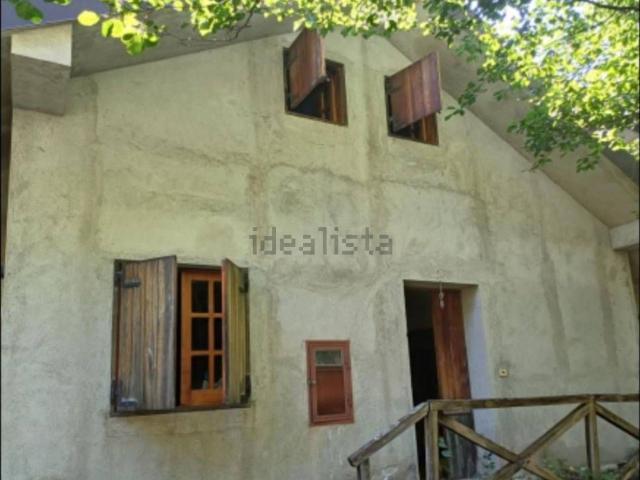 Villetta a schiera in vendita di 173 m² in Strada Statale 108bis