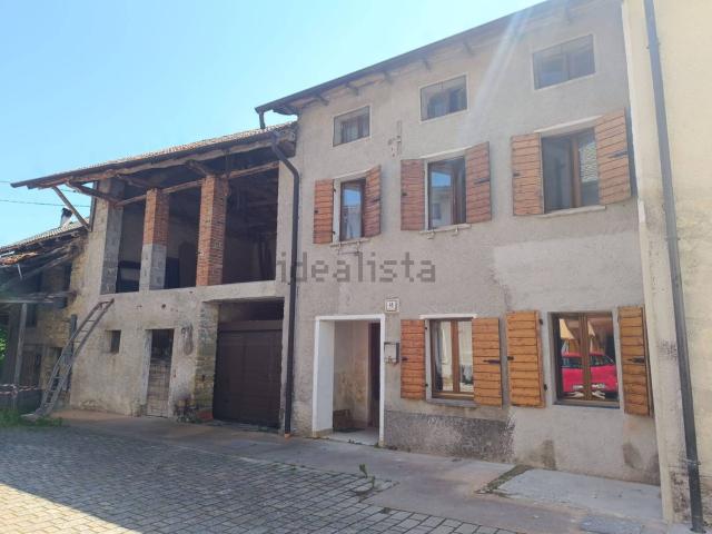 Villetta a schiera in vendita di 174 m² in Via Pellegai, 45