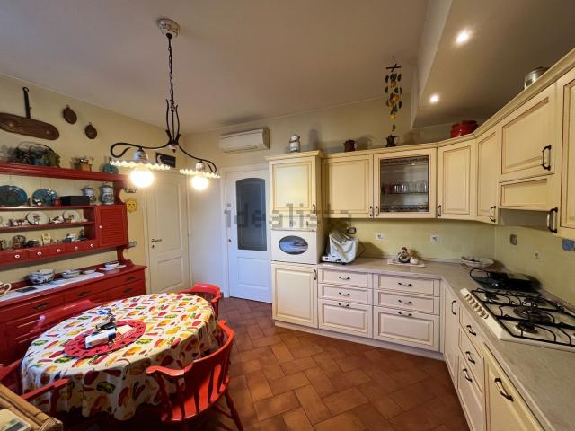 Villetta a schiera in vendita di 174 m² in Via Vittorio Veneto, 22