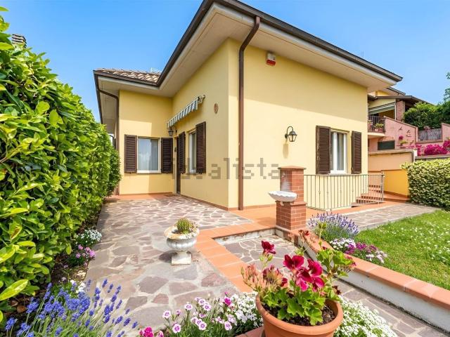 Villetta a schiera in vendita di 175 m²