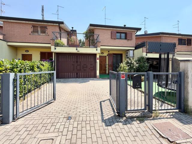 Villetta a schiera in vendita di 175 m² in Via Rovello