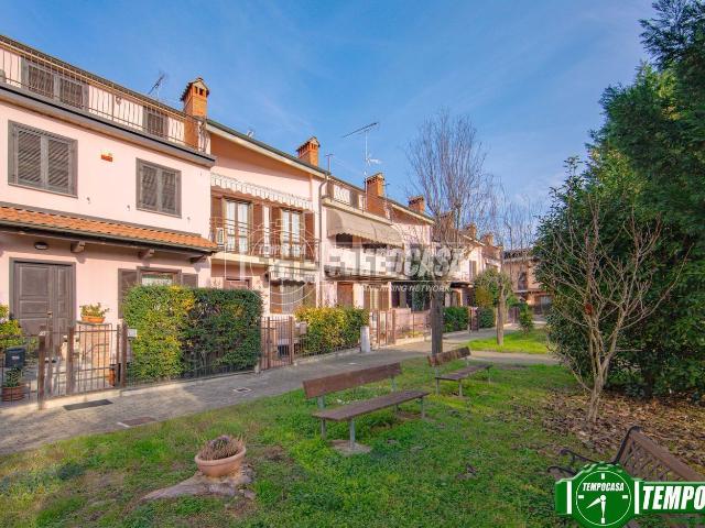 Villetta a schiera in vendita di 177 m² in Via Giovanni Segantini