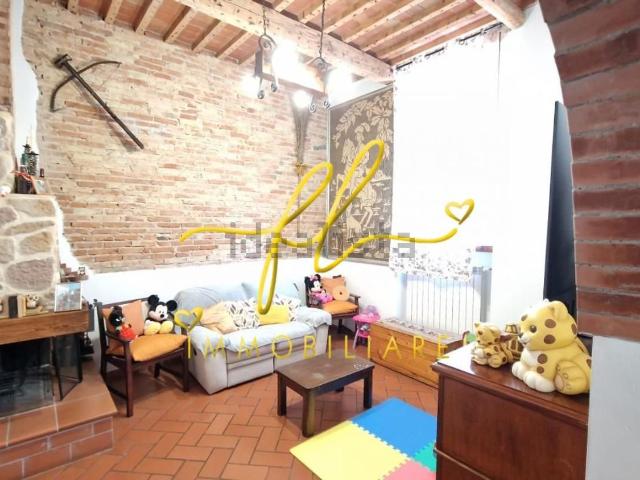 Villetta a schiera in vendita di 177 m² in Via Provinciale Pisana, 165